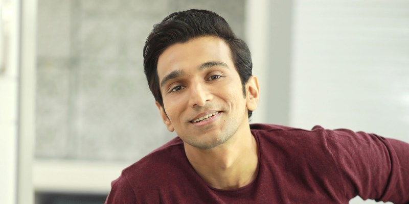 Pratik Gandhi begins shoot of his next romantic comedy “Atithi Bhooto Bhava”