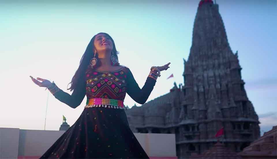 Kana Mane Dwarika Dekhad, new song from Kairavi Buch